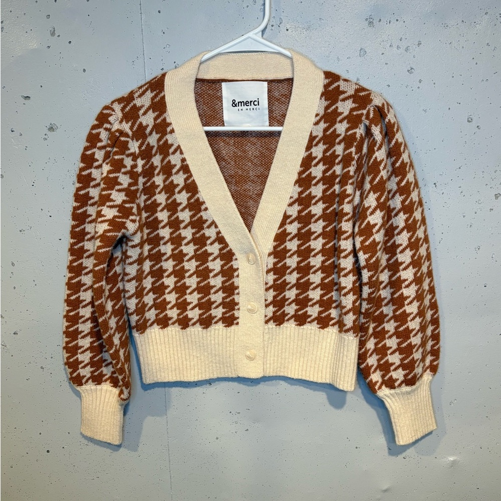 Women's Houndstooth Cardigan Sweater - Brown and Cream